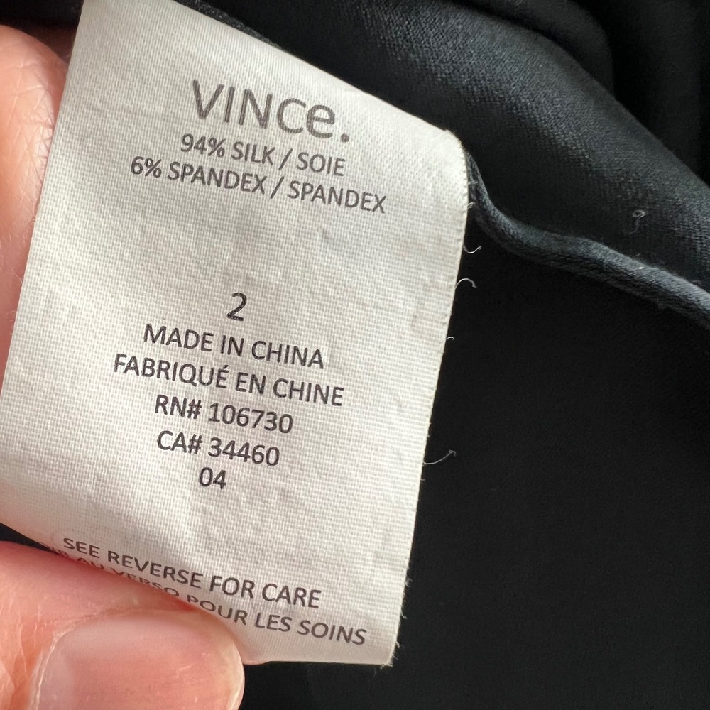 Vince Silk Blend Hi Low Popover Tunic Blouse Black Split Neck Pocket‎ Size 2 - Picture 7 of 7